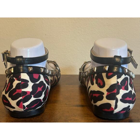 BCBGeneration Hot Pink Leopard Print Studded T-Strap Ballet Flats Size 10 - Picture 2 of 10